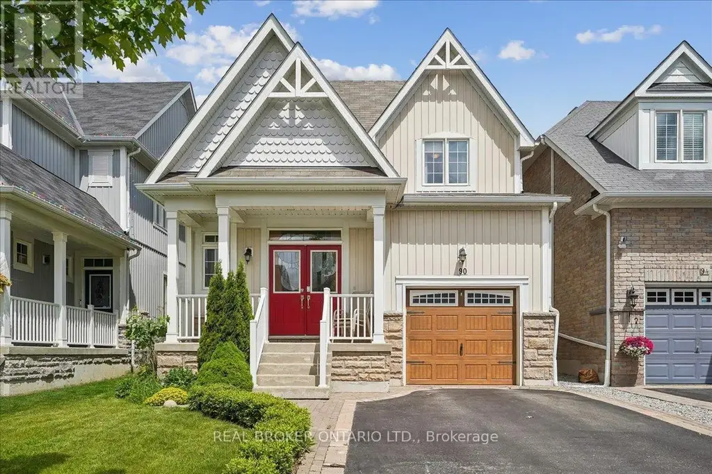90 Erskine Drive, Clarington (Newcastle)