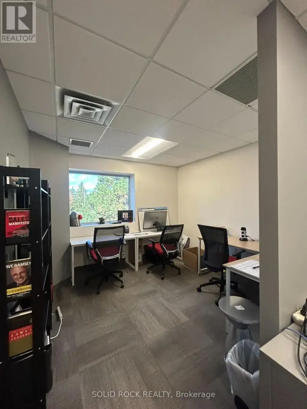 #207 - 5 Corvus Court, Ottawa