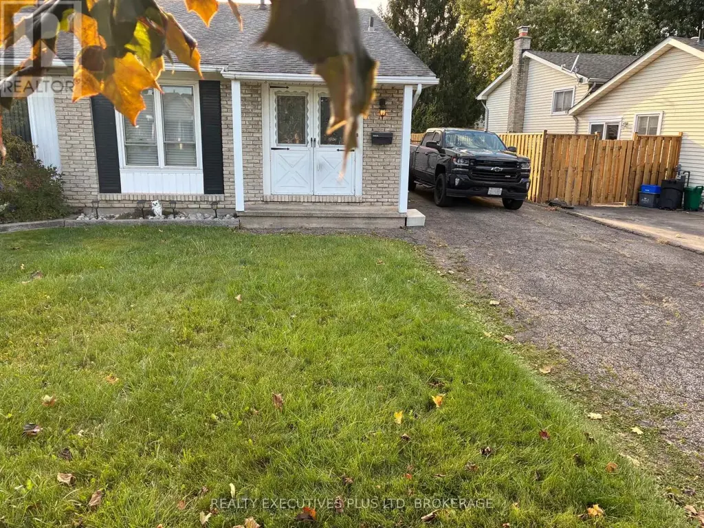 94 Carriage Road, St. Catharines (Secord Woods)