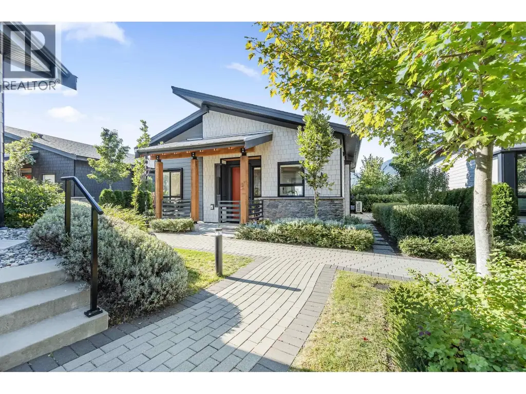 6 41215 Garibaldi Springs Way, Squamish