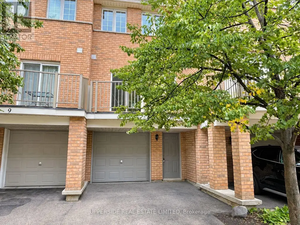 10 - 23 Observatory Lane, Richmond Hill (Observatory)