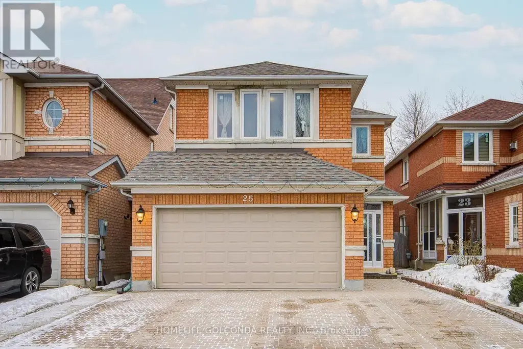 25 Eastpine Drive, Markham (Milliken Mills West)