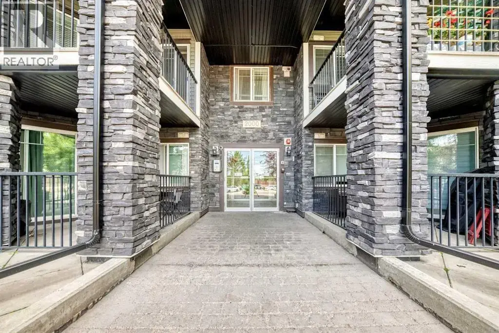 2212, 175 Panatella Hill Nw, Calgary