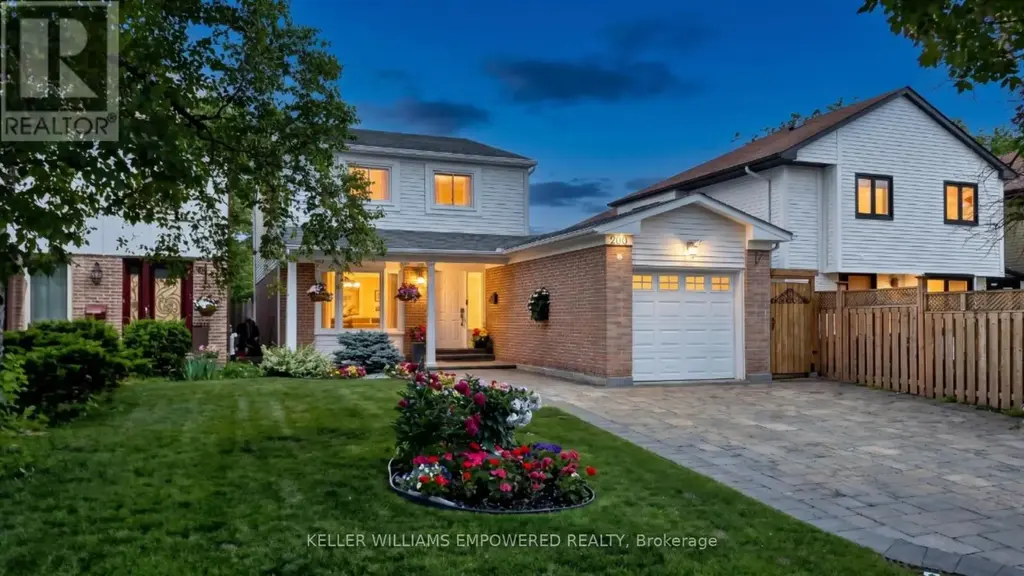 200 Castle Rock Drive, Richmond Hill (North Richvale)