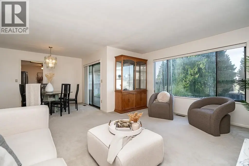 6760 Lakeview Avenue, Burnaby
