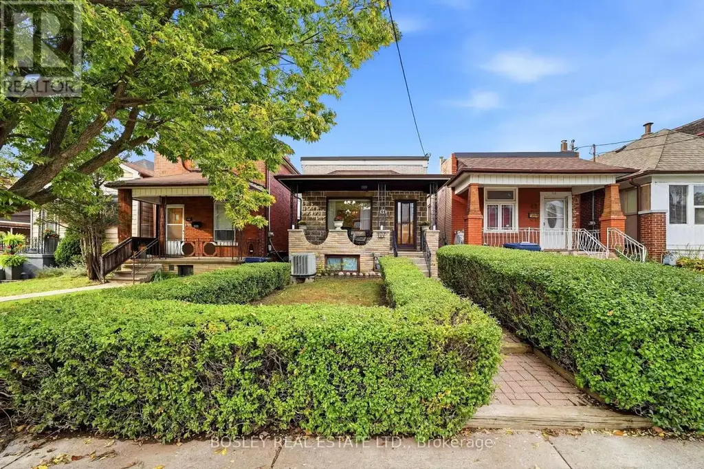 44 Conway Avenue, Toronto (Oakwood Village)
