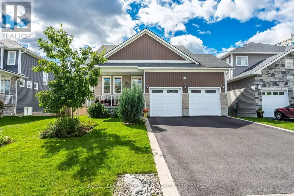 209 Mill Pond Place, Kingston (West of Sir John A. Blvd)