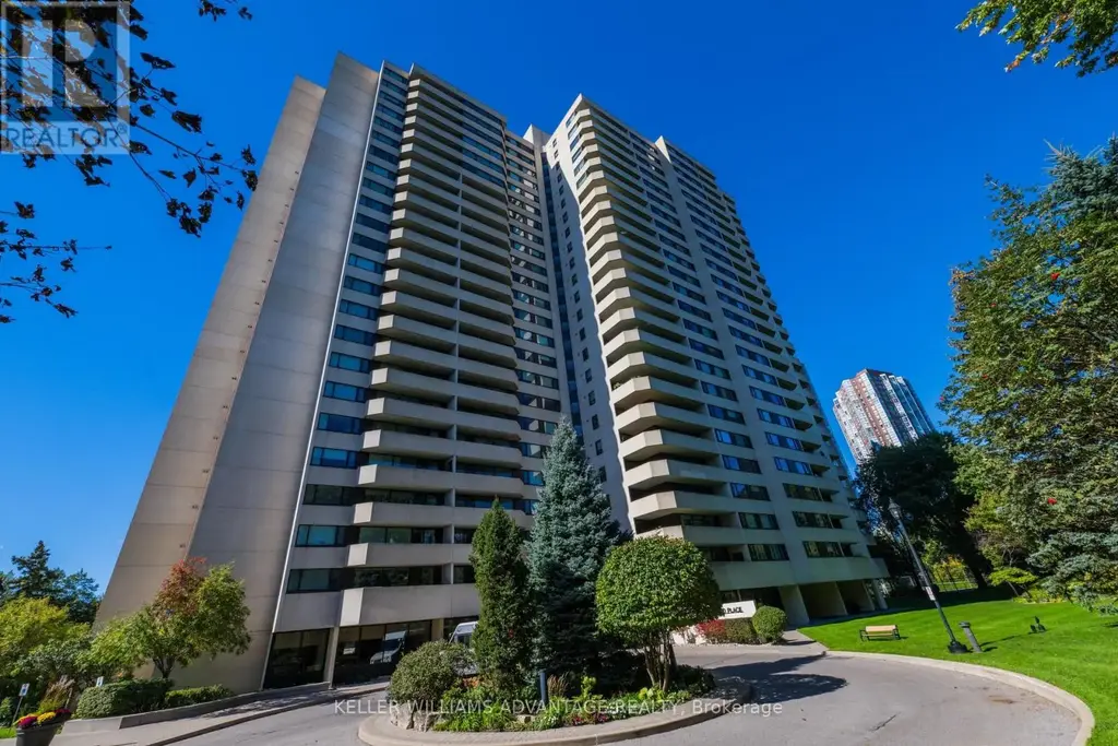 302 - 75 Wynford Hts Crescent, Toronto (Banbury-Don Mills)