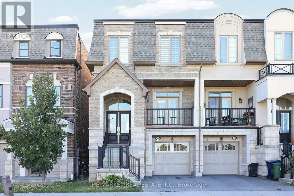 13 Father Redmond Way, Toronto (Alderwood)