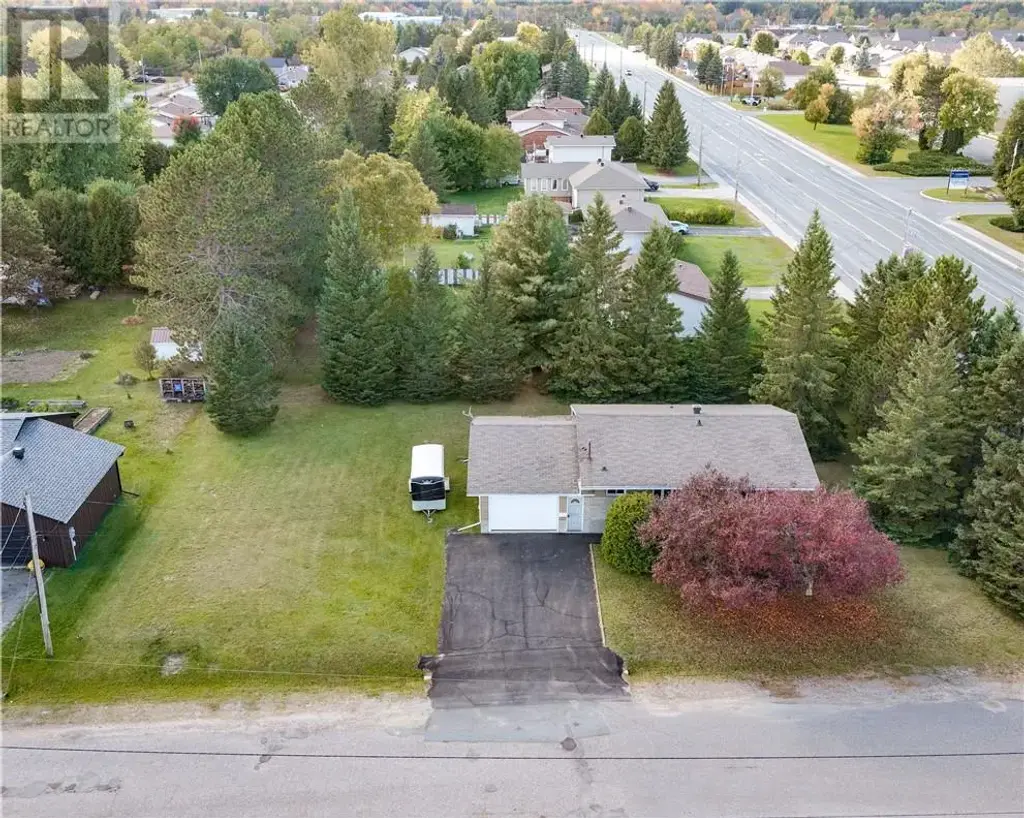 2979 Stanley Street, Val Caron