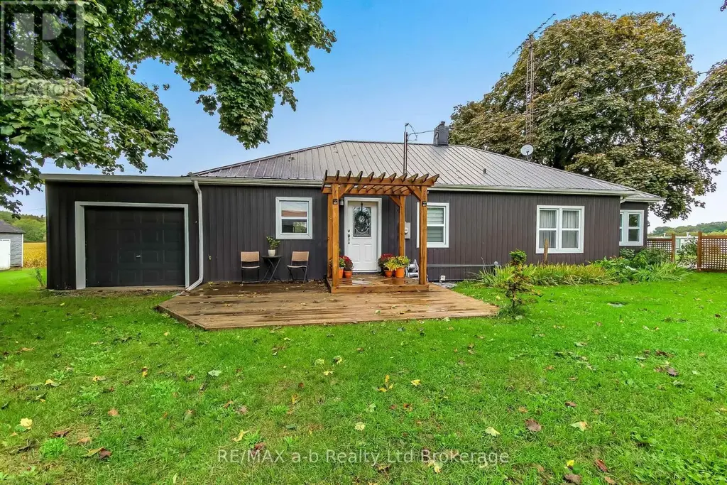 2237 Pinegrove Road, Norfolk (Pine Grove)