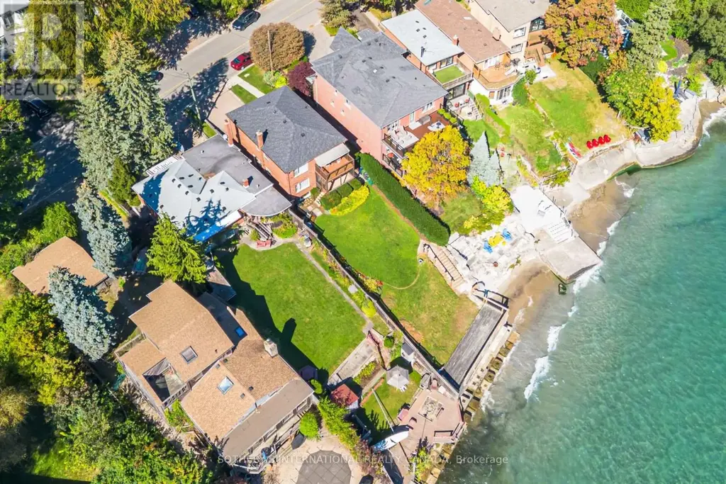 407 Lake Promenade, Toronto (Long Branch)