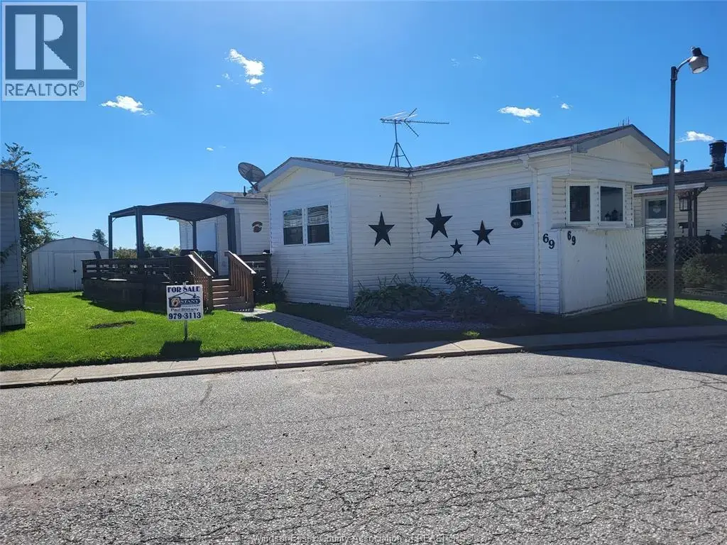 69 Wilder South - Mobile Home Only, Lakeshore