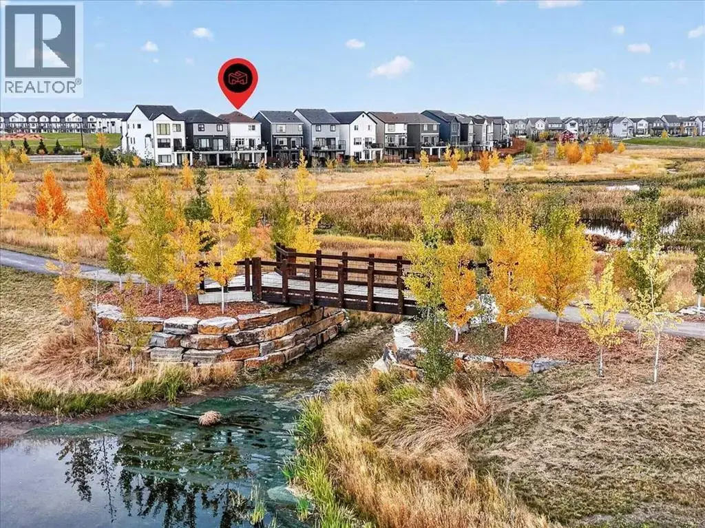 90 Savoy Landing Se, Calgary