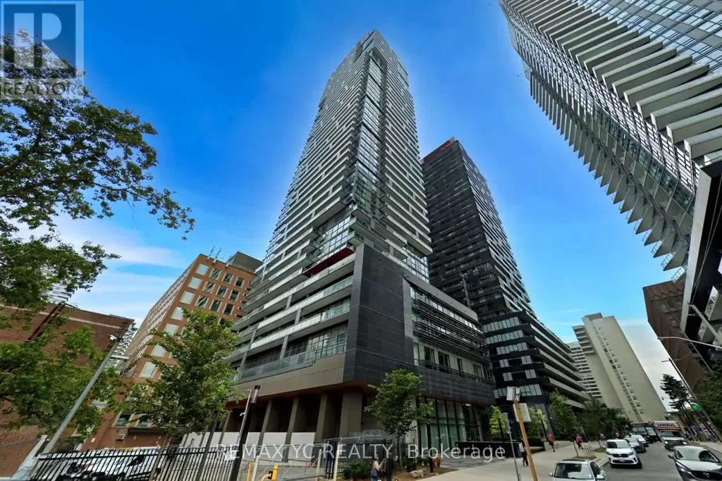 3708 - 39 Roehampton Avenue, Toronto (Mount Pleasant West)