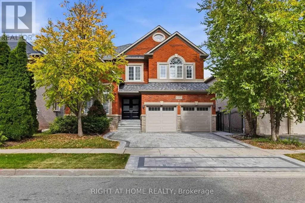 1213 Lindenrock Drive, Oakville (JC Joshua Creek)