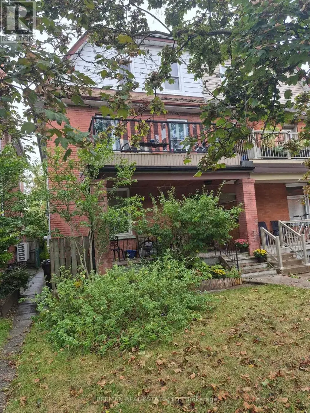 203 Fairview Avenue, Toronto (Junction Area)