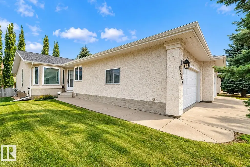 6526 158 Av Nw, Edmonton