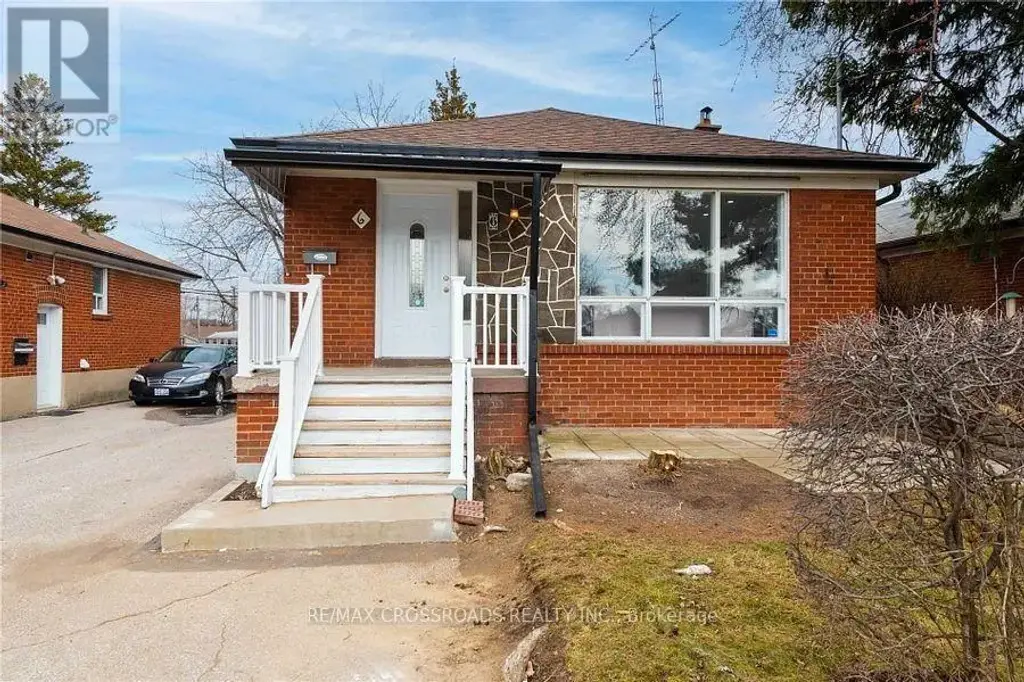 6 Larkhall Avenue, Toronto (Bendale)