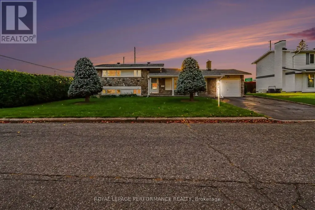 21 Pulford Crescent, Ottawa