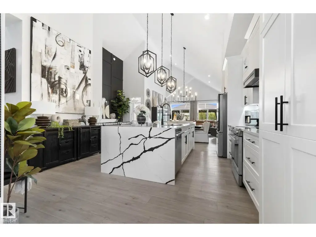 55 Maple Cr, Gibbons