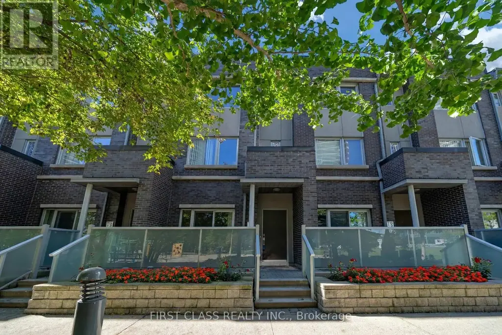14 - 310 Village Green Square, Toronto (Agincourt South-Malvern West)