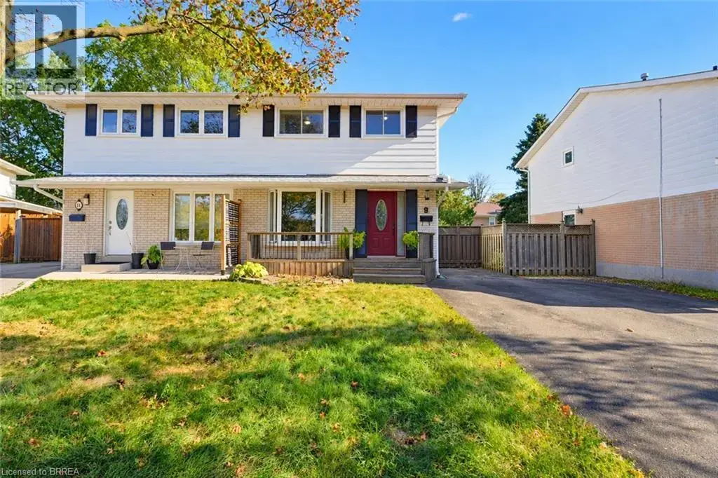 9 Onslow Court, Oakville