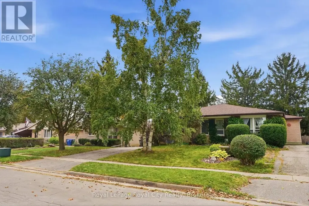 Upper - 37 Mcilwraith Crescent, Guelph (Grange Road)