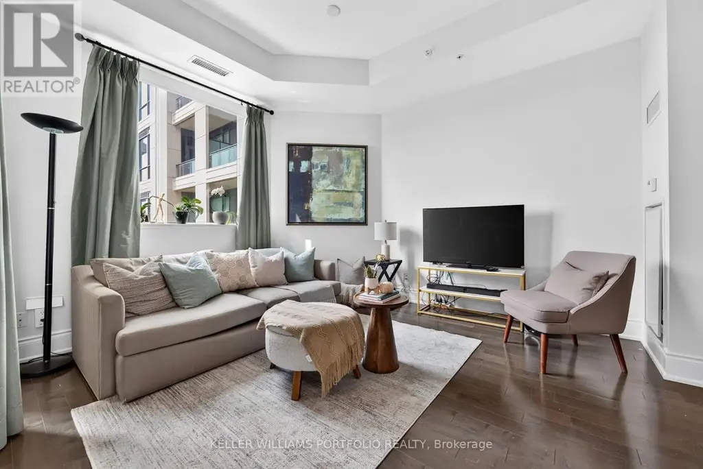 802 - 23 Glebe Road W, Toronto (Yonge-Eglinton)
