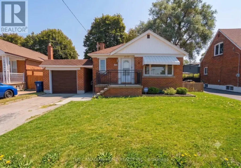 1373 Pharmacy Avenue, Toronto (Wexford-Maryvale)
