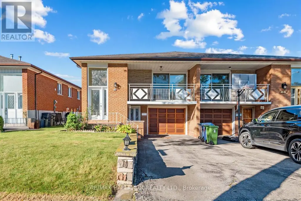 18 Sorlyn Avenue, Toronto (Rustic)