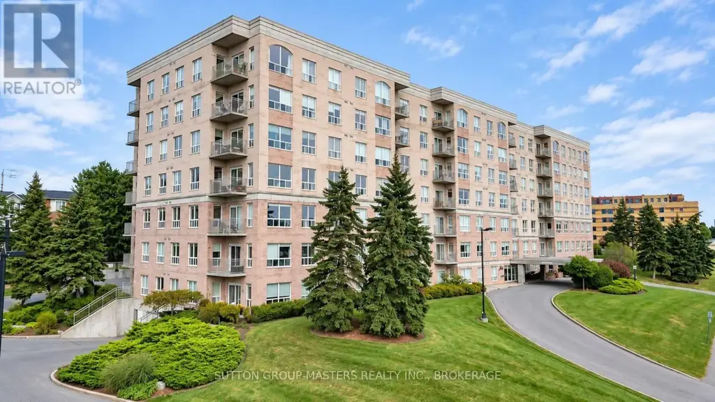 101 - 350 Wellington Street, Kingston (East of Sir John A. Blvd)