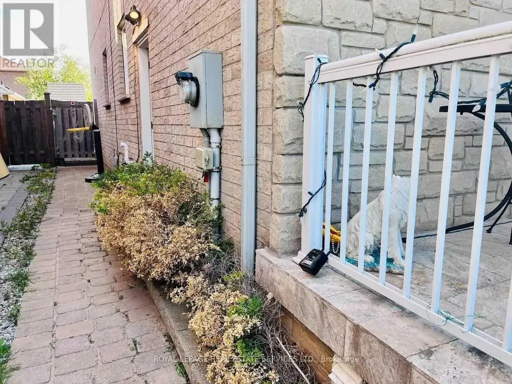 1038 Agram Drive, Oakville (JC Joshua Creek)