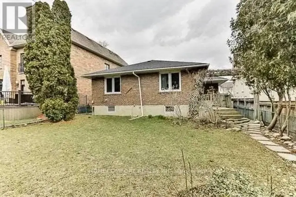 67 Munro Boulevard, Toronto (St. Andrew-Windfields)