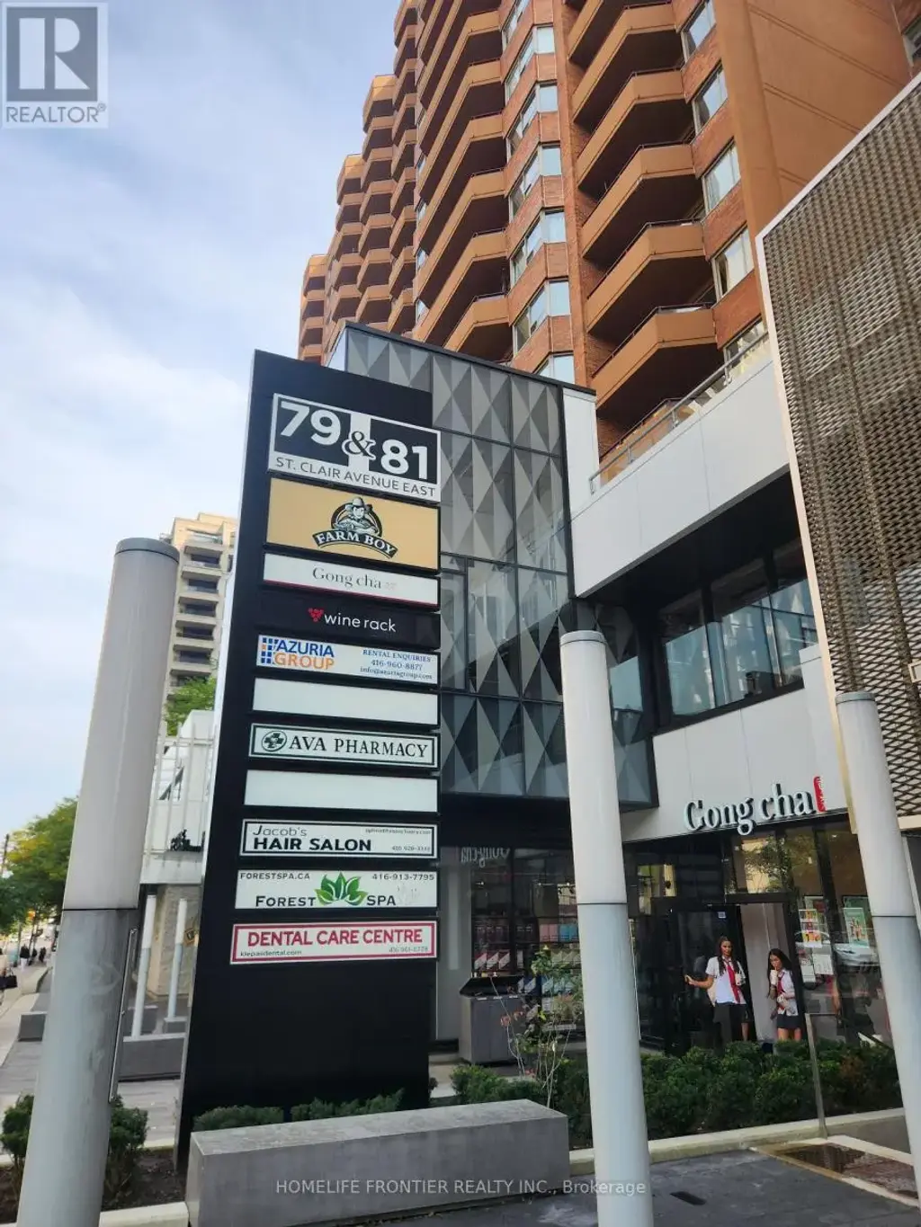 81 St Clair Avenue E, Toronto (Rosedale-Moore Park)