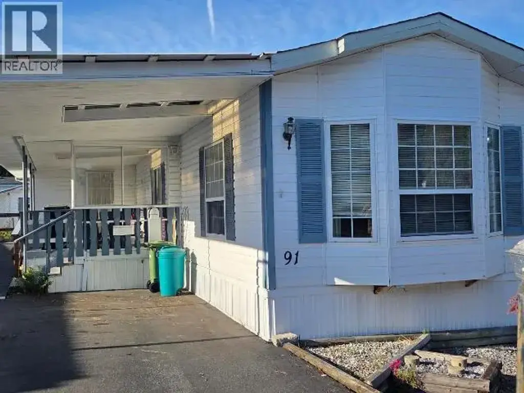 91-7624 Duncan Street, Powell River