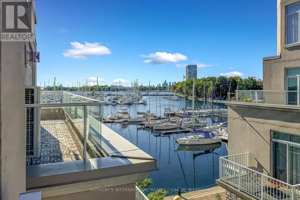 377 - 32 Stadium Road, Toronto (Niagara)
