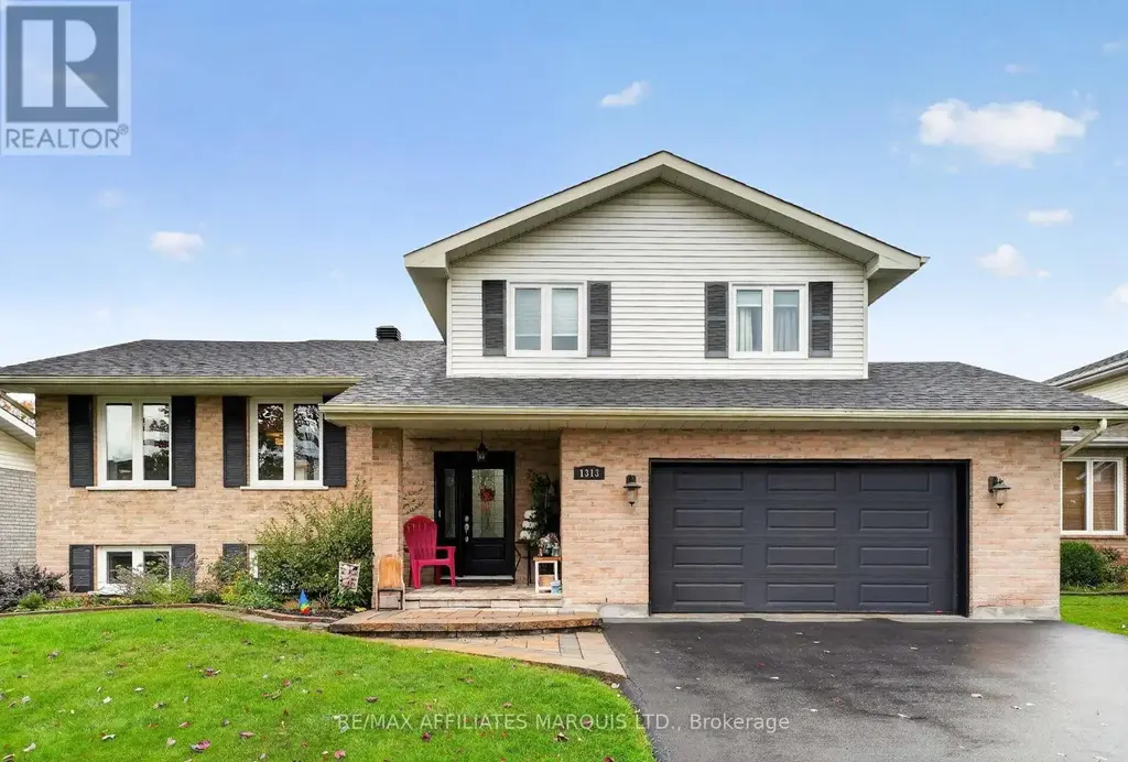 1313 Stormont Drive, Cornwall
