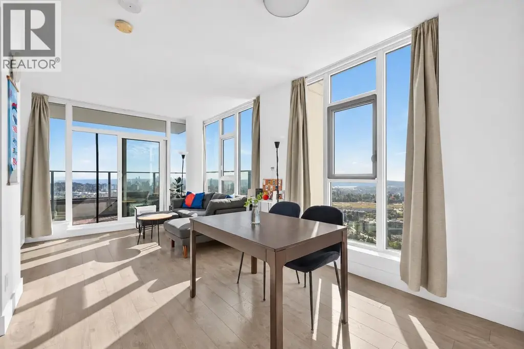 2807 7388 Kingsway, Burnaby