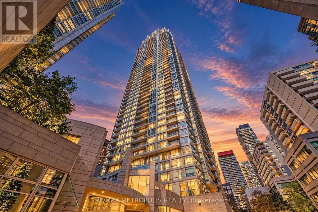 3709 - 2191 Yonge Street, Toronto (Mount Pleasant West)