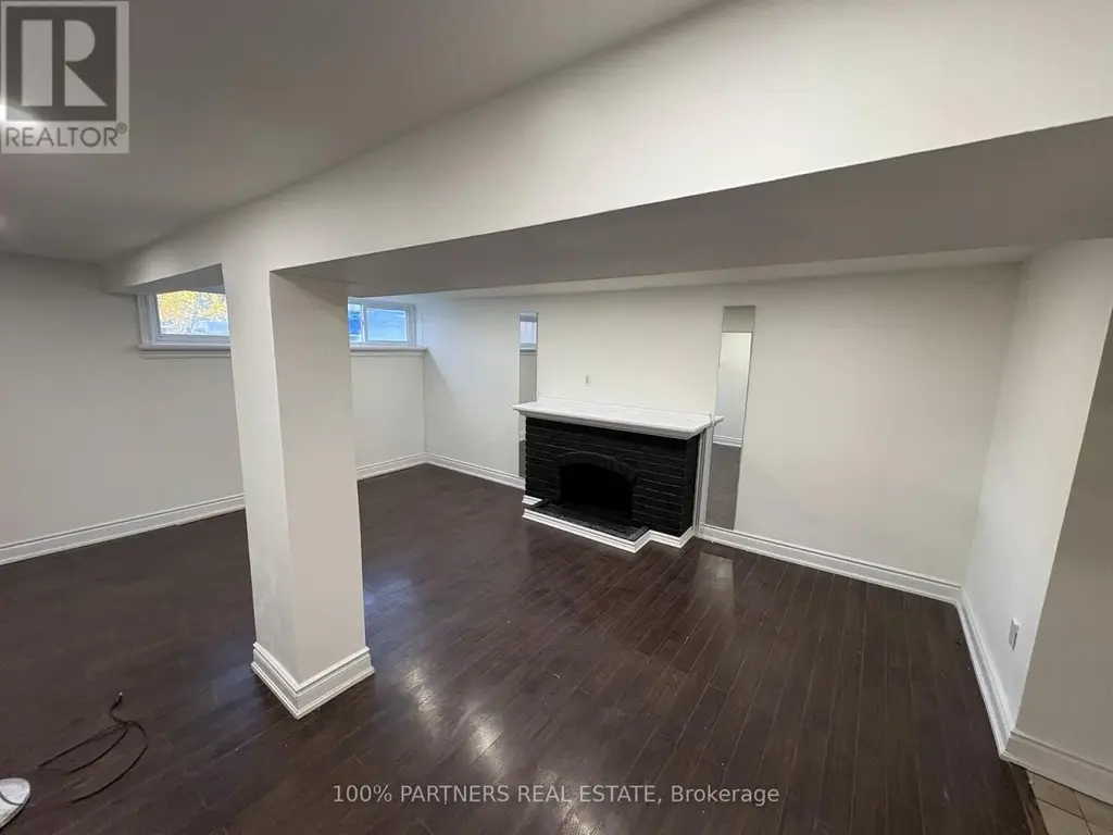 Bsmt - 68 Marlin Court, Newmarket (Bristol-London)