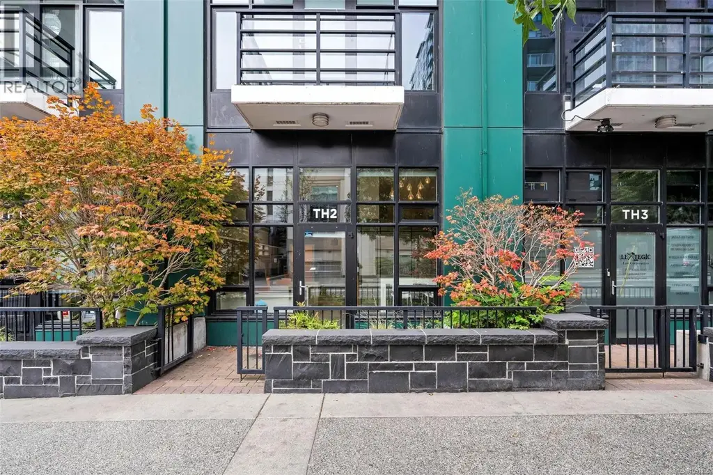 2 834 Johnson St, Victoria