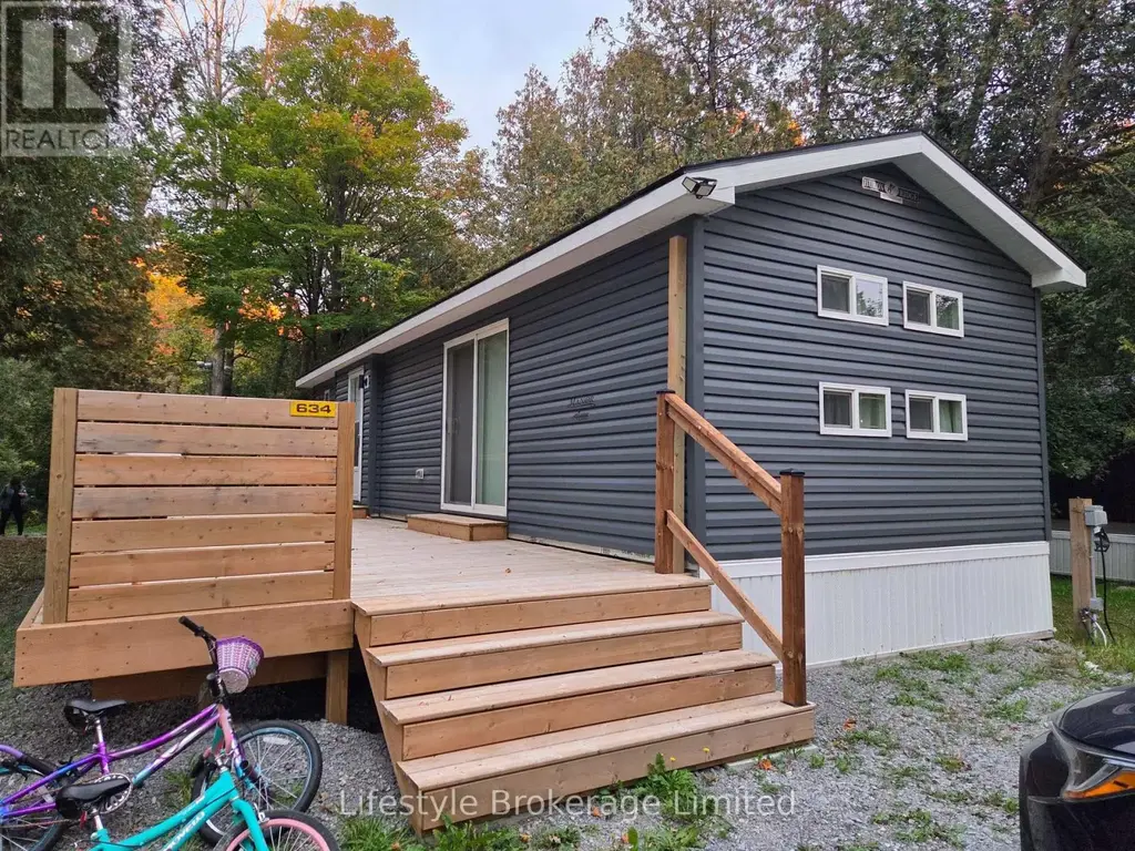 634 Blueberry Lane, Scugog