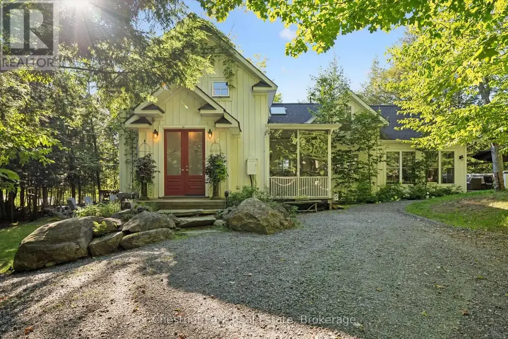 1005 Woodington Road, Muskoka Lakes (Medora)