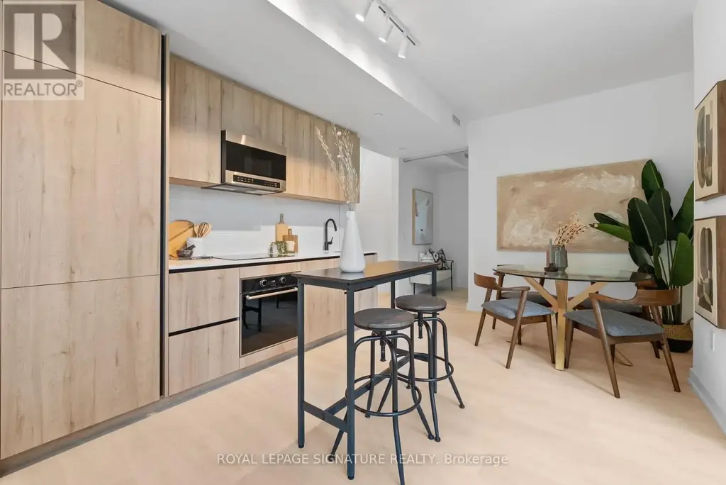 2502 - 117 Broadway Avenue, Toronto (Mount Pleasant West)