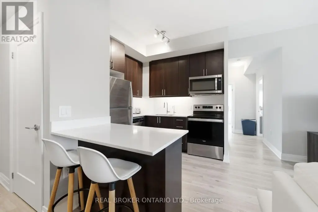 701 - 3220 Sheppard Avenue E, Toronto (Tam O'Shanter-Sullivan)
