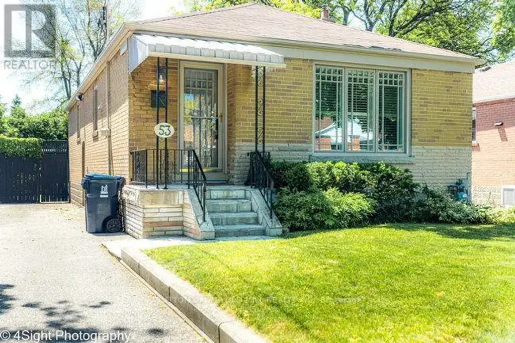 53 Savona Drive, Toronto (Alderwood)