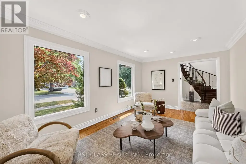 19 Tomlinson Circle, Markham (Buttonville)
