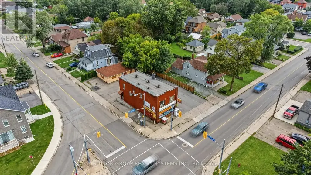 5075 Bridge Street, Niagara Falls (Downtown)