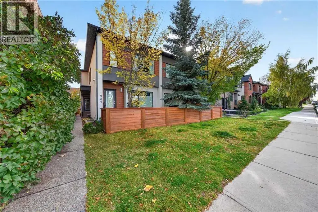1922 29 Street Sw, Calgary